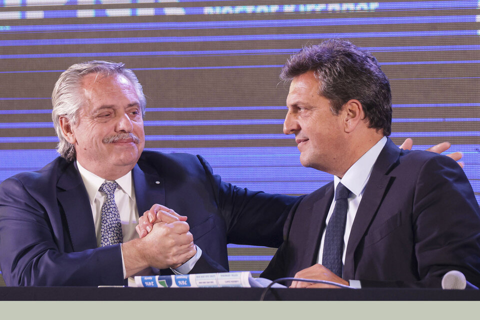 El Presidente, Alberto Fernández, dejó en manos de Sergio Massa el manejo de toda la economía nacional. (Fuente: NA)
