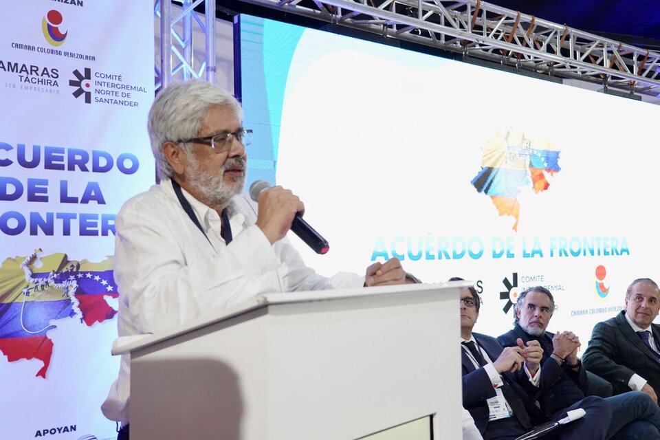 El ministro colombiano de Comercio, Industria y Turismo, Germán Umaña, durante el foro "Acuerdo de la frontera" / Redes sociales