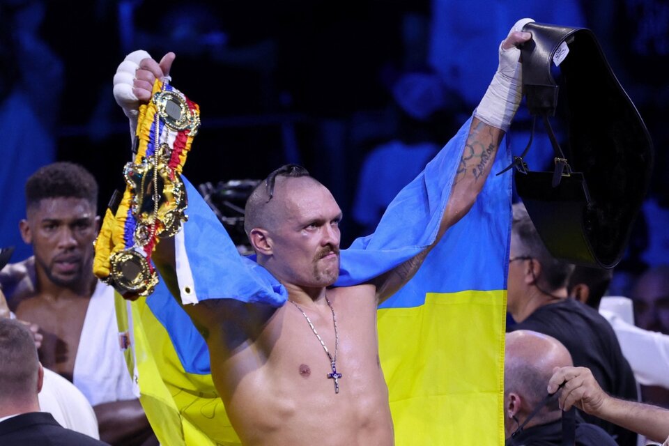 Oleksandr Usyk ganó la guerra de los pesos pesados (Fuente: AFP)