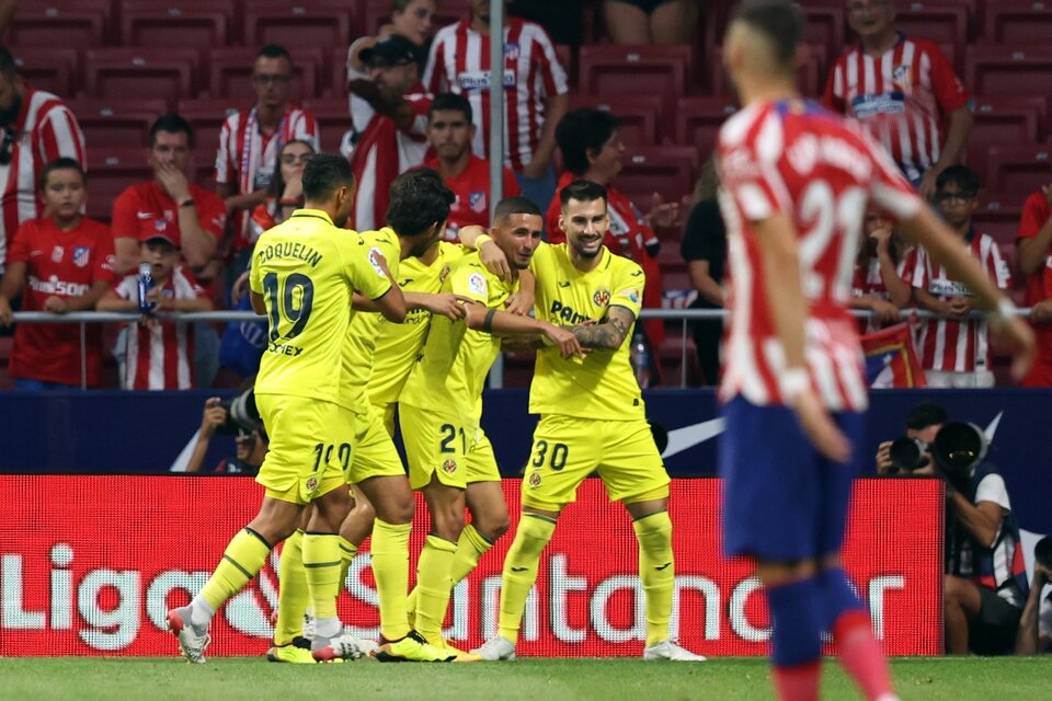 Los jugadores de Villarreal festejan un gol (Fuente: AFP)