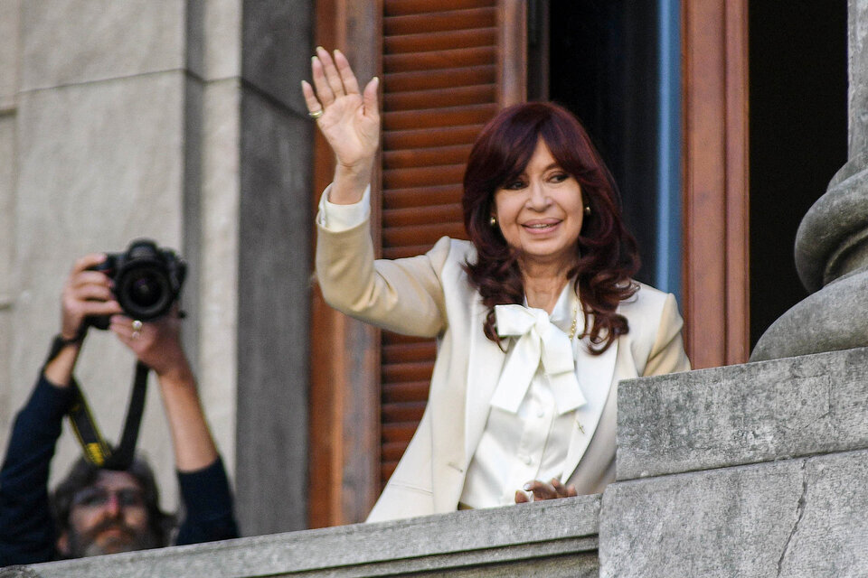 A raíz de los dichos de la vicepresidenta Cristina Kirchner y el avance de la Justicia en la “Causa Vialidad” con un pedido de cárcel y proscripción en su contra, esta semana el concepto del lawfare volvió a sonar en los medios y en las redes.