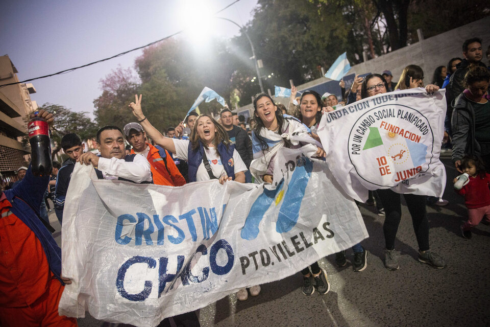 Una multitud se manifestó en Resistencia, capital del Chaco. (Fuente: Télam)
