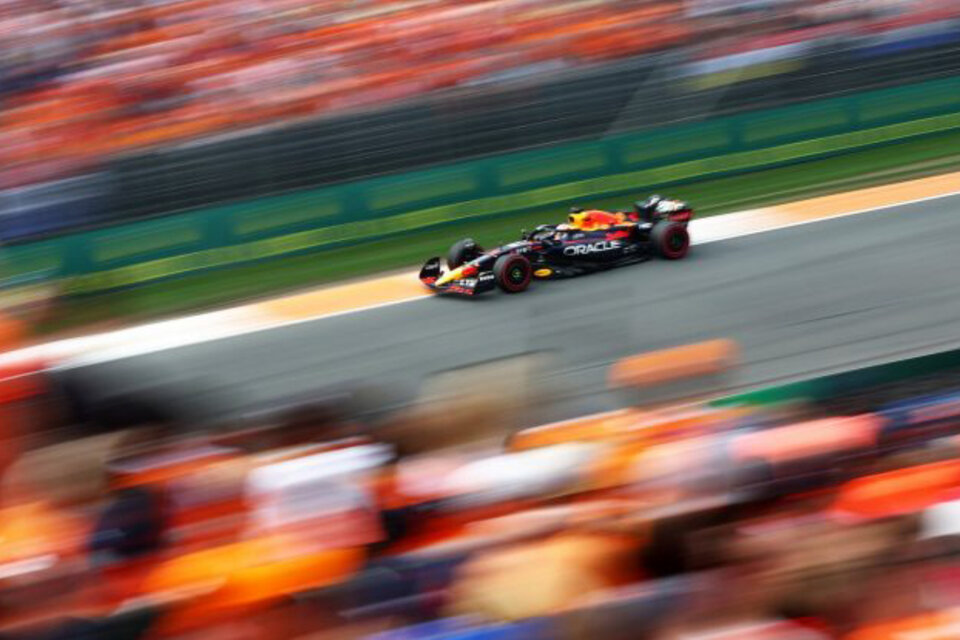 Verstappen gira en el Gran Premio de Países Bajos. (Fuente: Prensa F1)