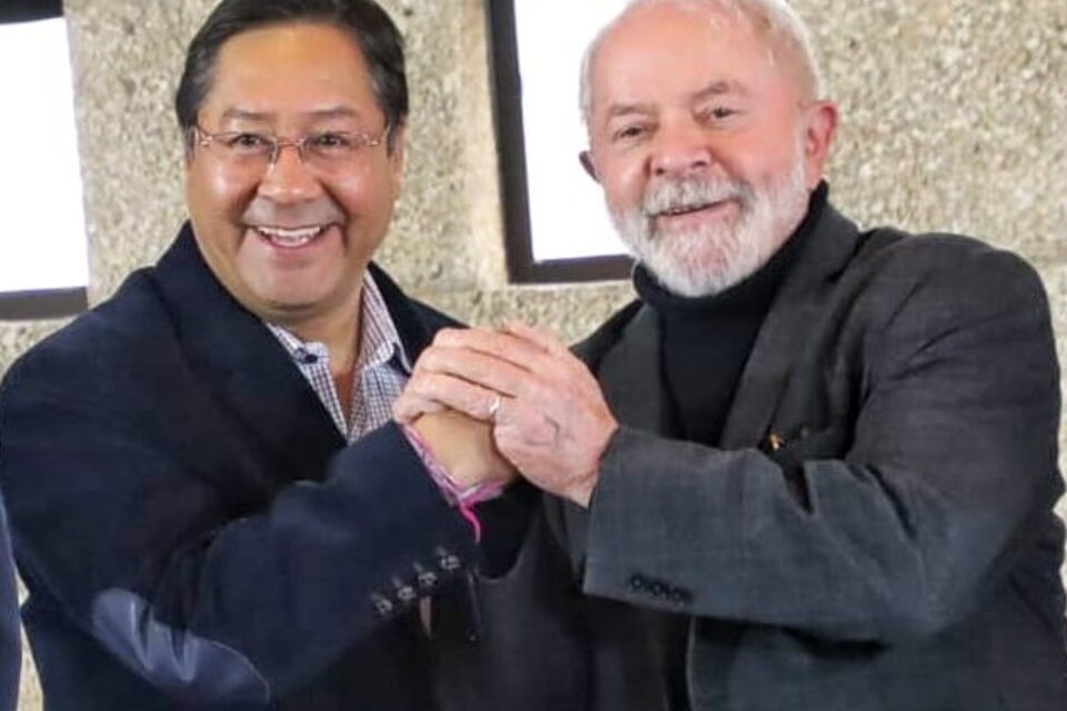 Antes de dar la conferencia en Brasil, el presidente Luis Arce se reunió con el expresidente Lula / Twitter Luis Arce