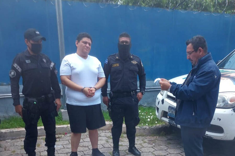 Detención de Luis Alexander Rivas Samayoa / Fiscalía de El Salvador