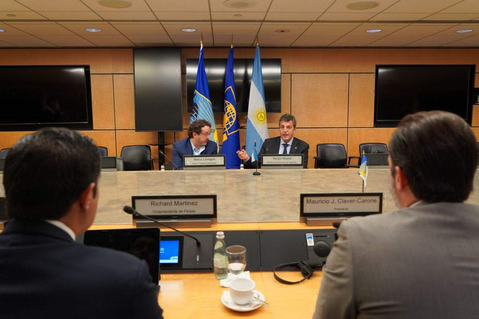 La reunión de Sergio Massa con Mauricio Claver Carone, titular del BID.