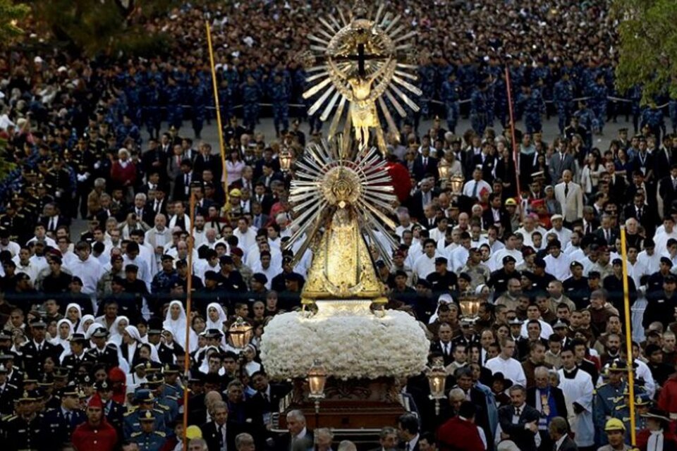 Miles de fieles celebrarán hoy la tradicional Fiesta del Señor y Virgen del Milagro