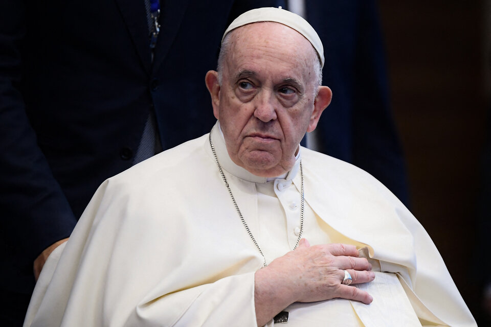 El Papa Francisco no va al funeral de la Reina Isabel II. Imagen: AFP.