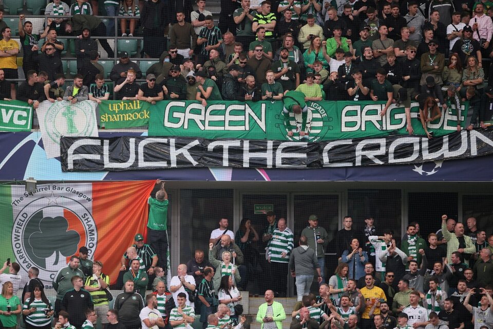 El miércoles pasado los hinchas del Celtic ya habían colgado una pancarta con la inscripción "fuck the crown"