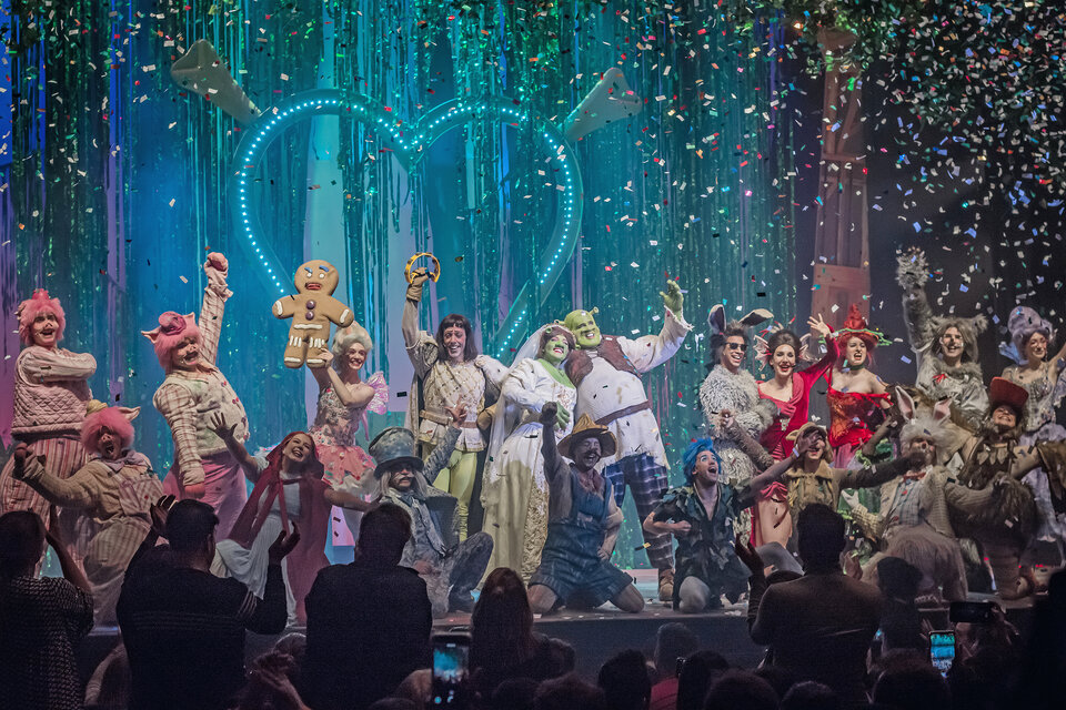 Shrek, en el teatro: guiños locales con despliegue de Broadway
