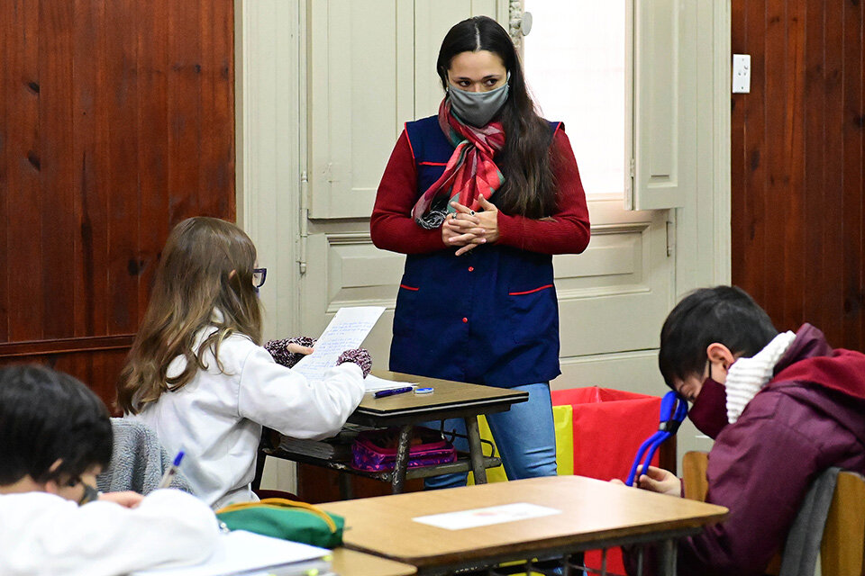 "La pandemia dio visibilidad a la relevancia de la tarea de los docentes". (Fuente: Rosario/12)