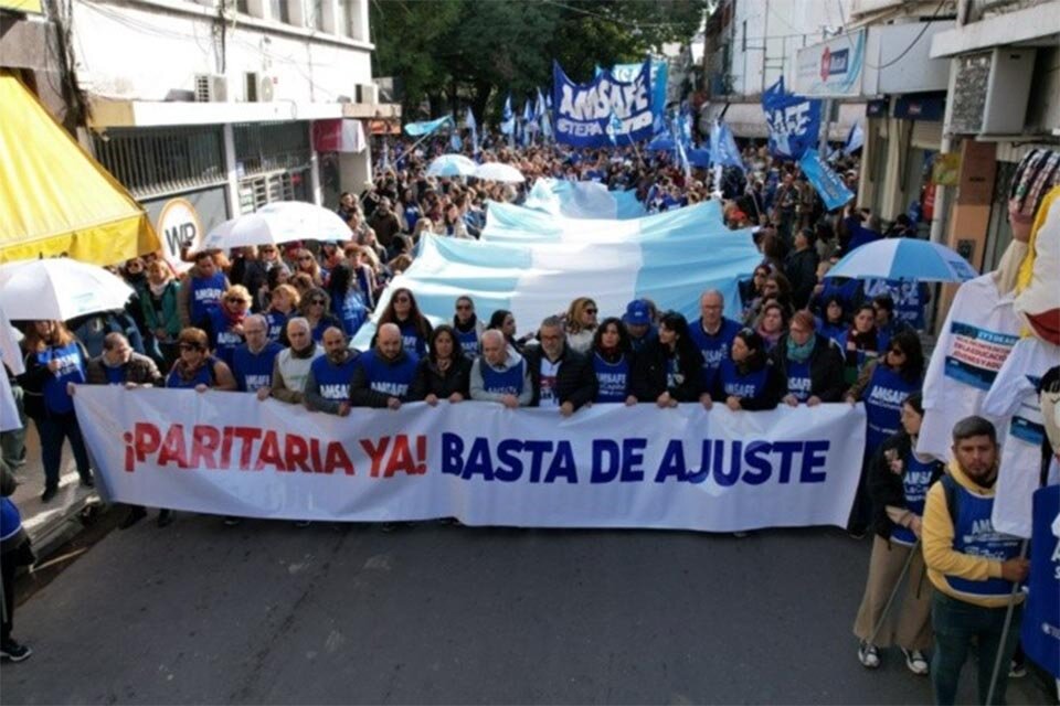 Los docentes protagonizaron dos semanas de huelgas y protestas. (Fuente: Prensa Amsafe)