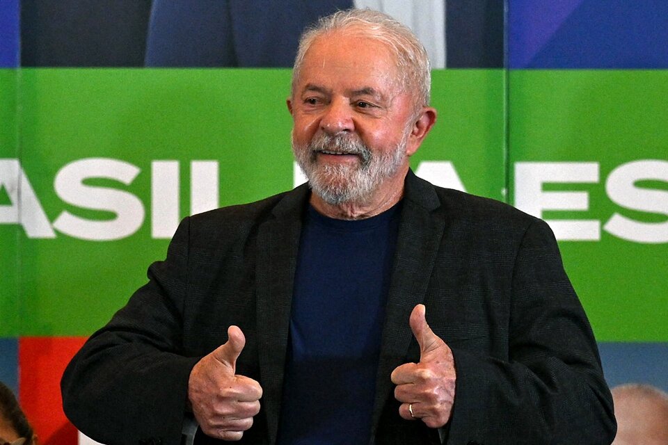 Lula recibió el apoyo del excandidato Ciro Gomes, de cara a la segunda vuelta. 