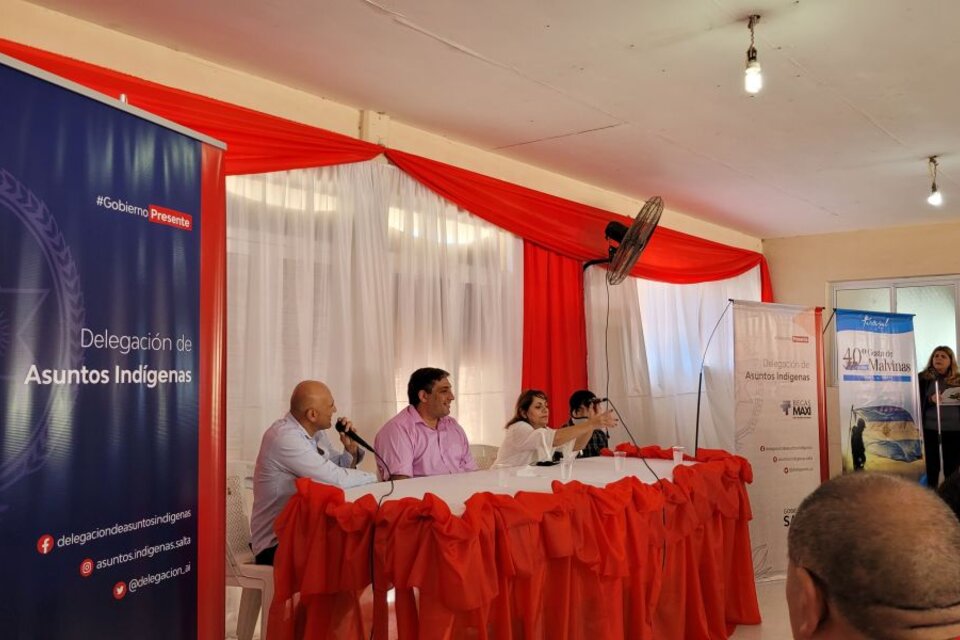 El lanzamiento de las becas, en Tartagal. 