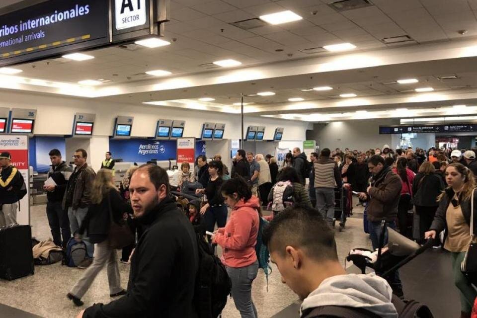 Se registraron demoras en el Aeropuerto de Ezeiza. 