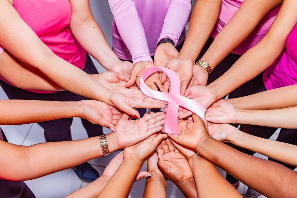 661362-47031-breast-cancer-6701684-1920