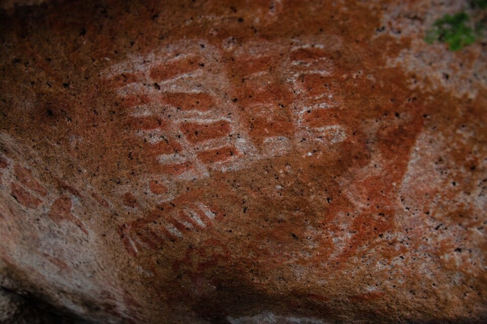 Pinturas rupestres de Cerro Chicalcó (La Pampa). Dirección Provincial
de Patrimonio Cultural. Imagen: Gentileza Jimmy Rodríguez.