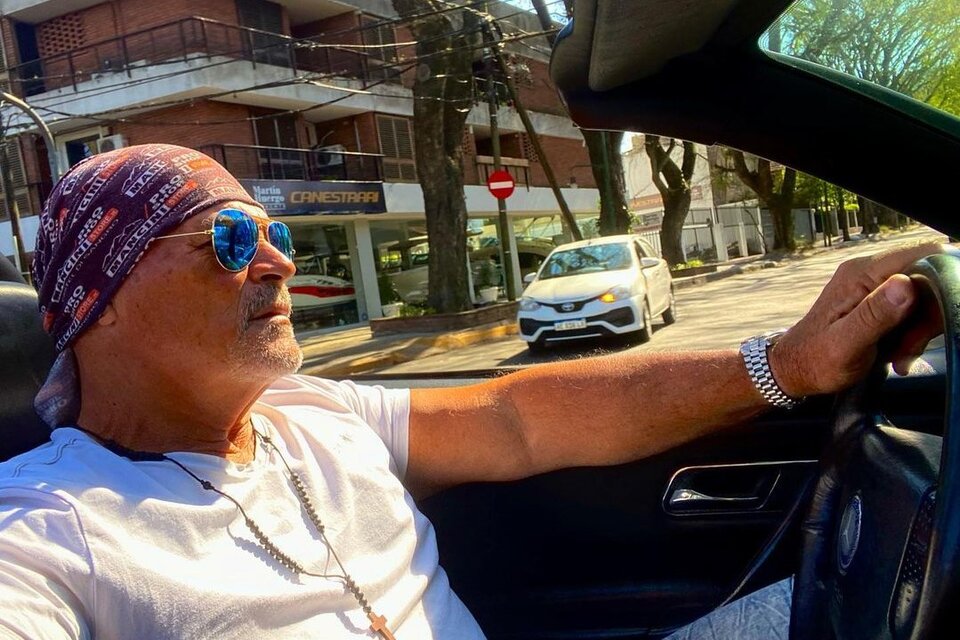 Walter Santiago, conocido como "Alfa", tiene 60 años y es uno de los 18 participantes que ingresaron a Gran Hermano el lunes (Foto: Instagram Walter Santiago)