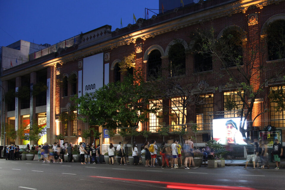 La 18º edición de la Noche de los Museos de la Ciudad de Buenos Aires es este sábado 22 de octubre, de 19 a 02.