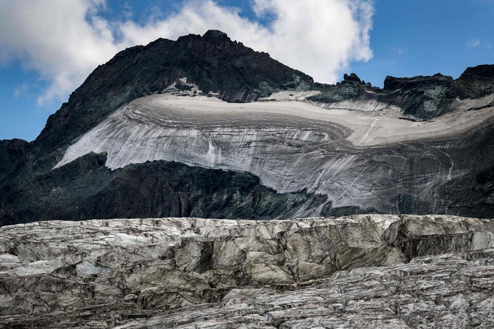 Los glaciares en los Alpes registraron en 2022 una pérdida récord de masa glacial, con una reducción de su espesor de 3 a 4 metros. (Foto: AFP)