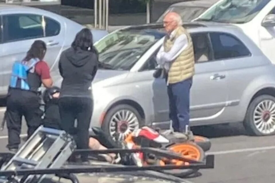 Carlos Bianchi chocó con su auto a un motociclista en el barrio de Núñez. (Foto: NA).