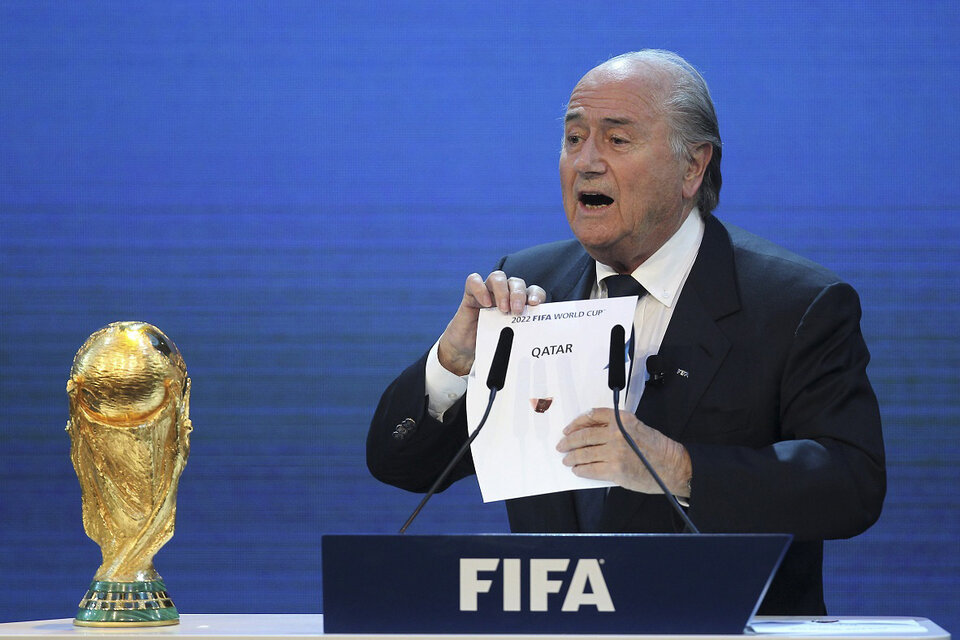 Joseph Blatter al momento de anunciar a Qatar como sede 2022, en 2010 (Fuente: NA)