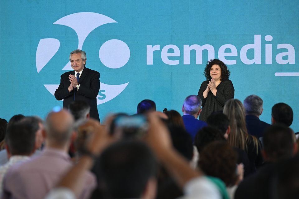 Alberto Fernández y Carla Vizzotti celebraron en Tecnópolis el 20° aniversario del Programa Remediar. (Fuente: Télam)