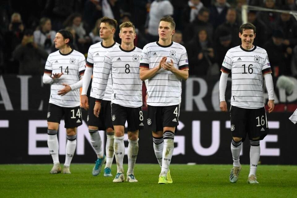 Alemania llevará al Mundial Qatar 2022 a figuras como Manuel Neuer, Thomas Müller, İlkay Gündogan y Leroy Sané. (Foto: AFP)