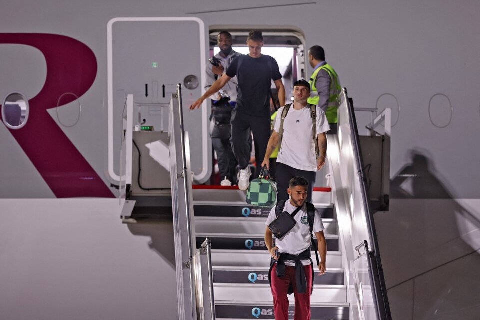 El vuelo de Qatar Airways procedente de Nueva York fue uno de los primeros en utilizar la parte nueva del aeropuerto de Hamad. (Foto: Karim Jaafar/AFP)