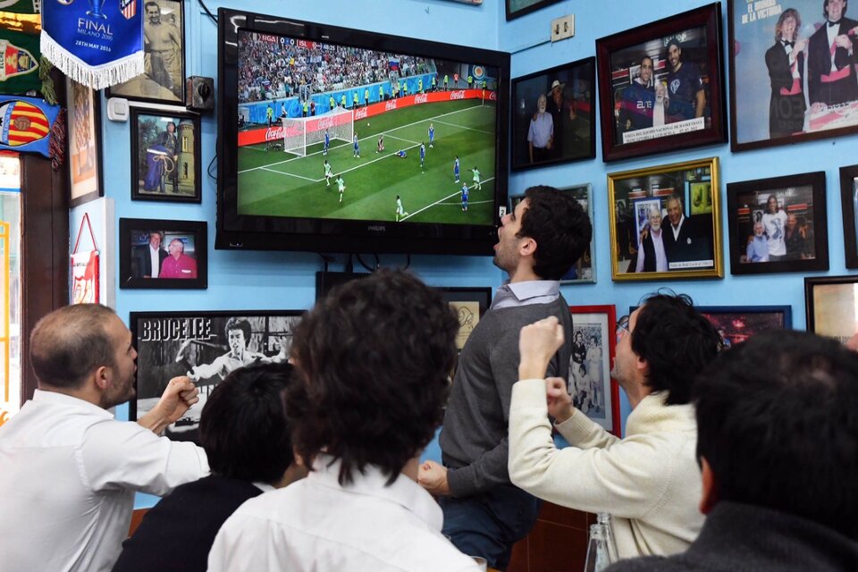 La televisión jugará su propio Mundial, con tres canales para transmitir los partidos (Fuente: Télam)