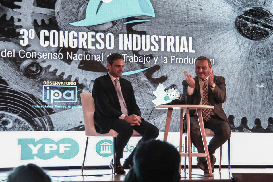 Guillermo Michel, director general de Aduanas, y Daniel Rosato, titular de IPA.