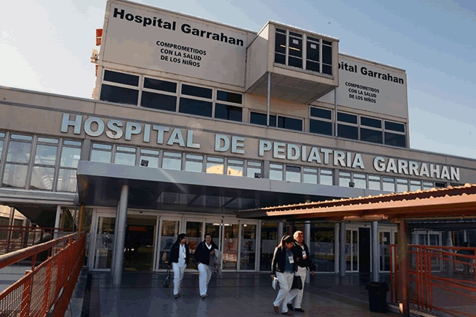 Paro y marcha de profesionales de la salud del hospital Garrahan