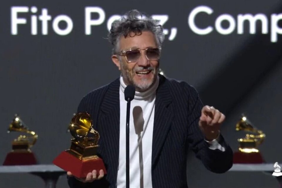 Fito Páez se llevó tres Grammy Latinos. Imagen: Captura Grammy Latino 2022