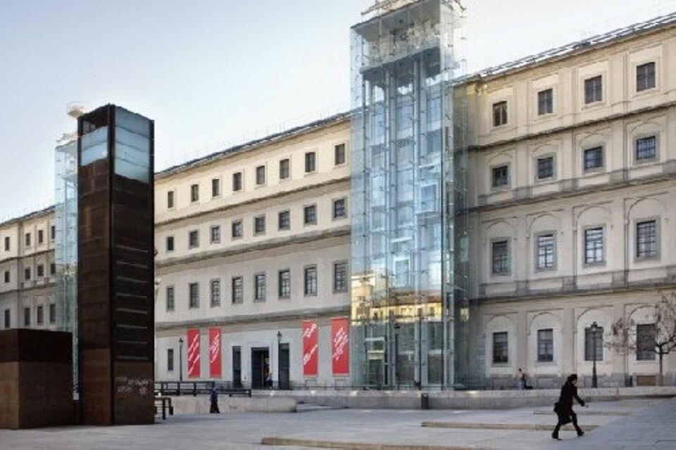 El Museo Reina Sofía, de Madrid, forma parte del "triángulo del arte", de la capital española, junto al Museo del PRado y la Fundación Thyssen-Bornemizsa. Entre las obras que se exhiben, está el Guernica, de Picasso.