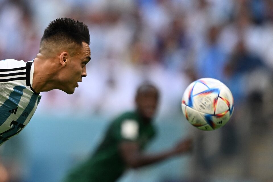 El VAR anuló tres goles de Argentina frente a Arabia Saudita por posición adelantada.  (Fuente: AFP)