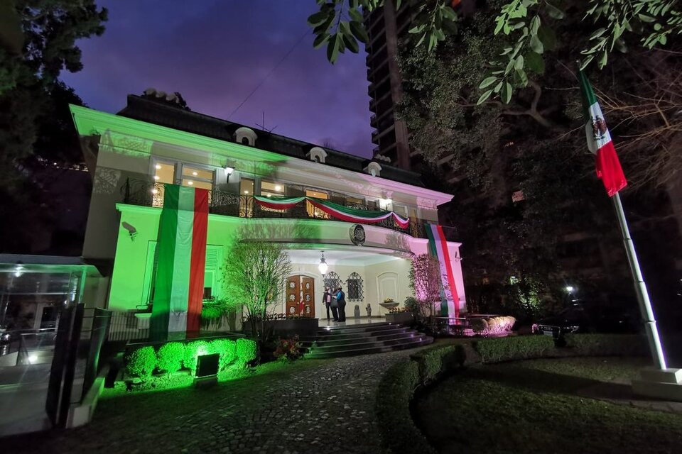 La Noche de las Embajadas en la Ciudad de Buenos Aires se realiza este viernes 25 de noviembre. Imagen: @embamexar. 