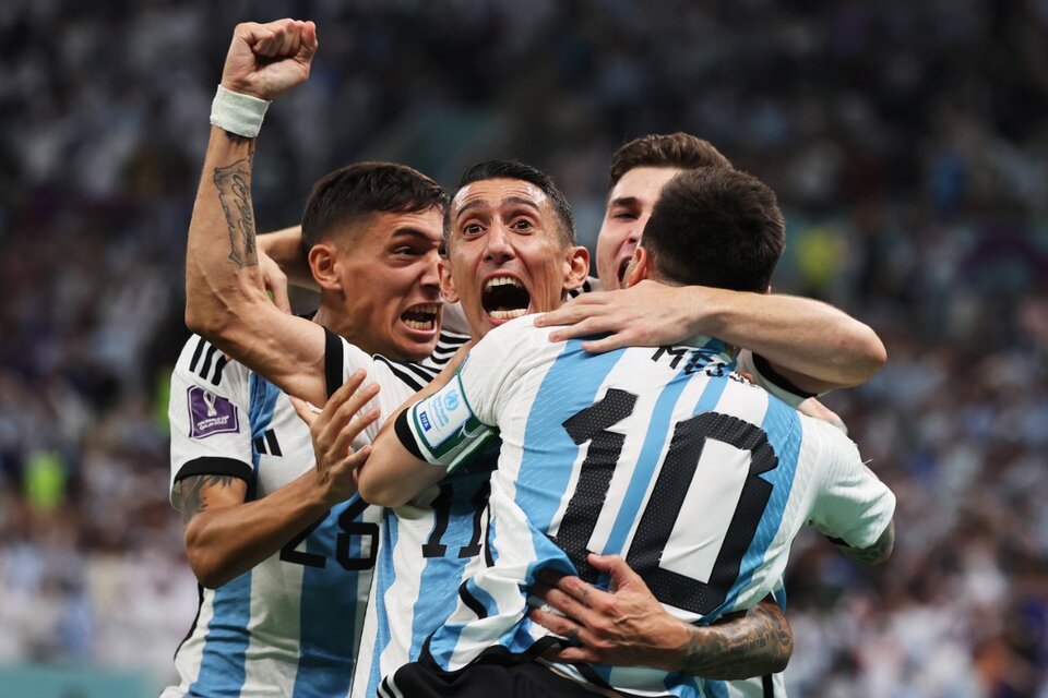 Argentina encaminó la clasificación y ahora depende de sí misma para ganar la zona (Fuente: EFE)