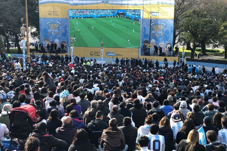 La transimisión del partido entre argentina y México superó los 60 puntos de rating en el primer tiempo. (GCBA)