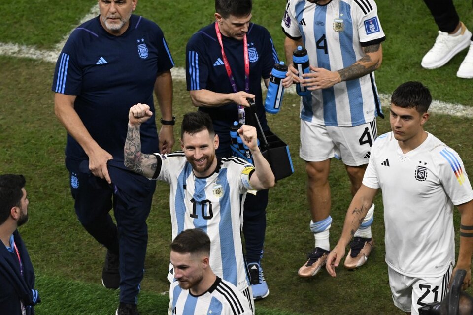La selección argentina venció a Países Bajos y pasa a semifinales contra Croacia