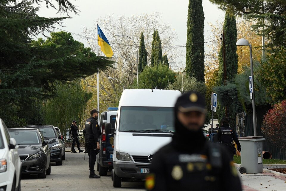 Vigilancia reforzada en la embajada de Ucrania en Madrid (Fuente: AFP)