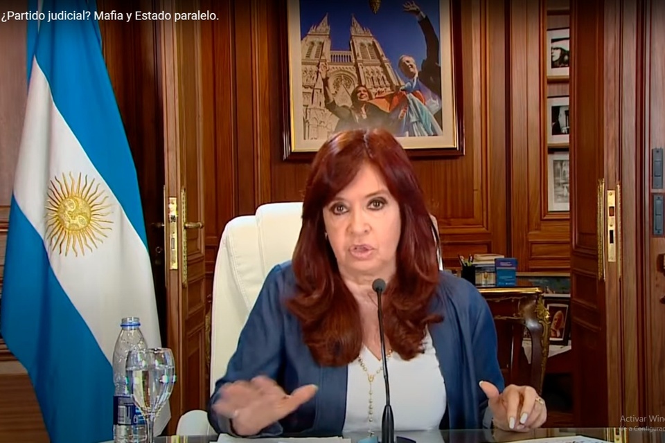 Cristina Kirchner: "No voy a ser candidata a nada, mi nombre no va a estar en ninguna boleta"