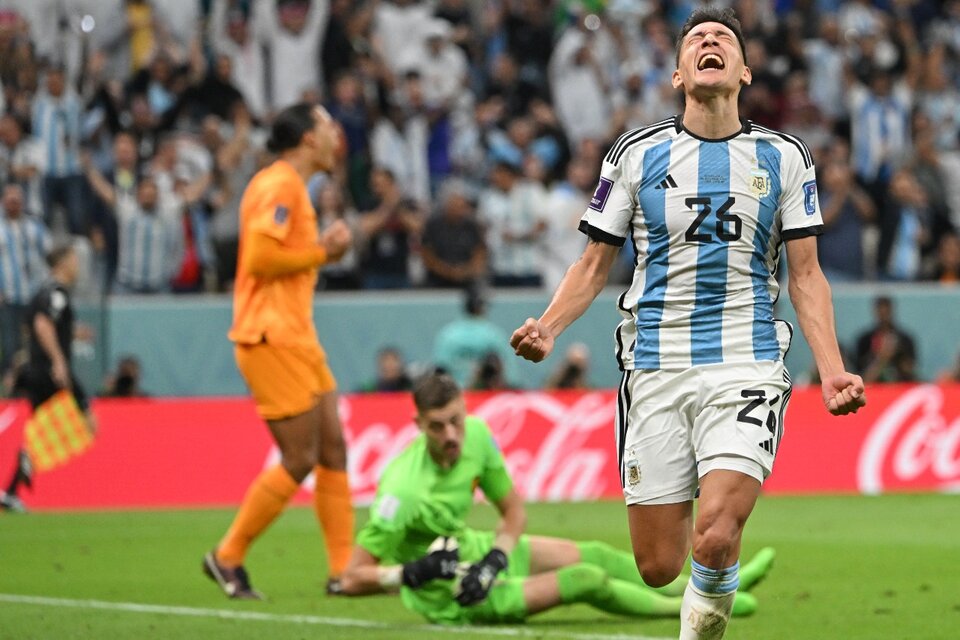 Nahuel Molina hizo el primero para Argentina ante Países Bajos (Fuente: AFP)