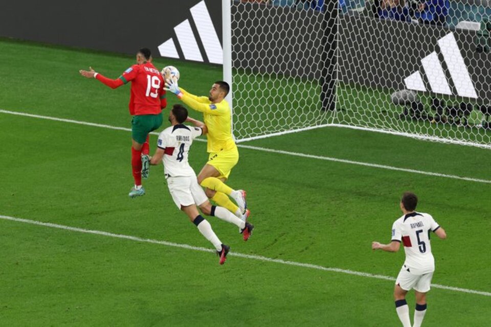 Eb Nesyri marcó el único tanto del partido luego de cabecear un tiro al centro del área. (Foto: FIFA)
