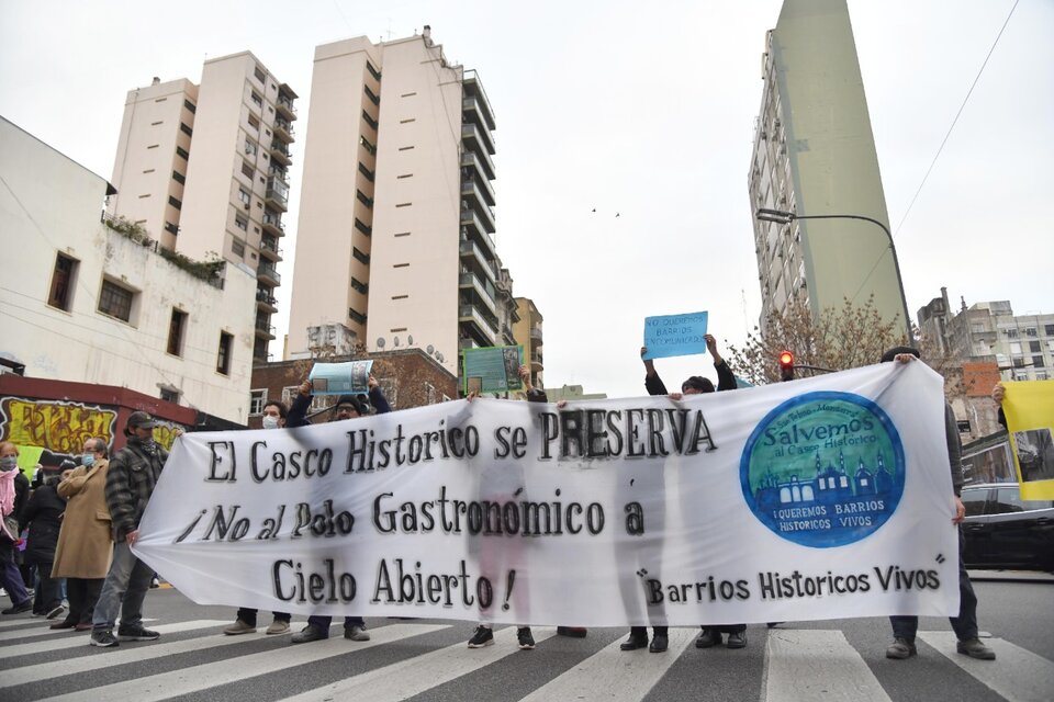 Casco Histórico: se realizará esta tarde una protesta vecinal en Parque Lezama (Fuente: Enrique García Medina)