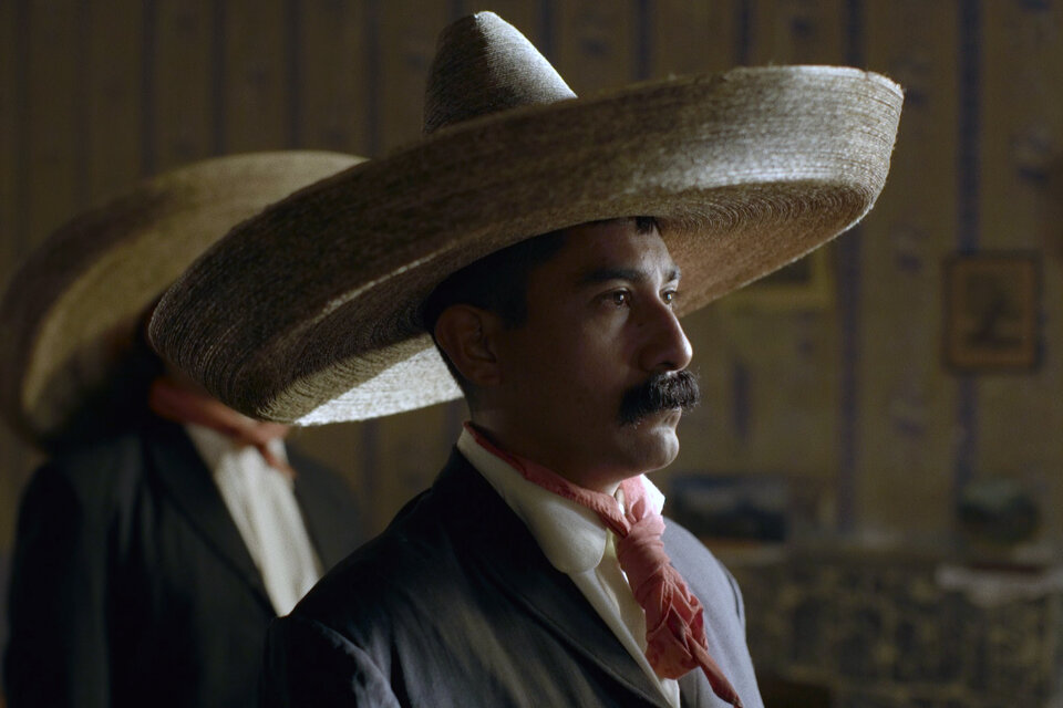  Lalo Santos, sex influencer mexicano, es el protagonista del film. 