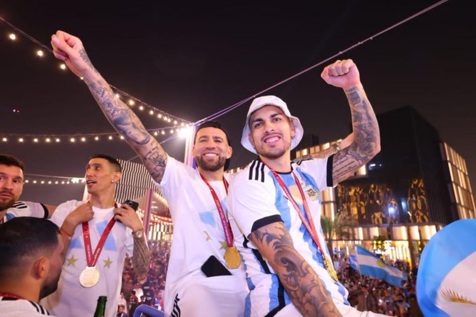 La Scaloneta festejará el campeonato con los hinchas argentinos este martes al mediodía, en el Obelisco. Imagen: @Argentina