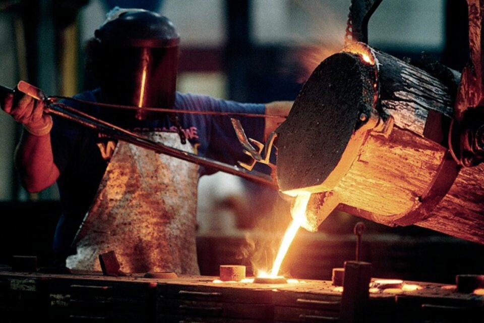 Crece la producción de acero