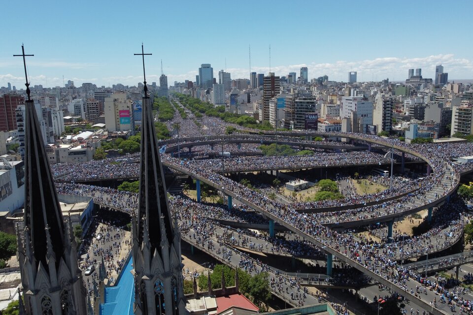 Más de 4 millones de personas salieron a las calles porteñas a festejar el título con la Selección. Imagen: Télam. 