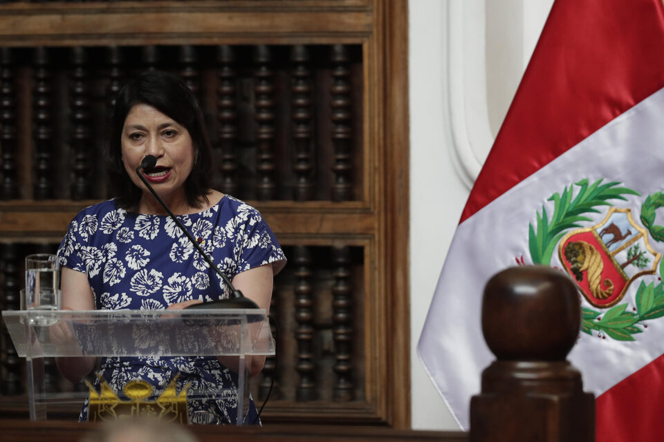 La canciller peruana Ana Cecilia Gervasi informó la decisión oficial de declarar persona non grata al embajador mexicano en Lima, Pablo Monroy.  (Fuente: EFE)