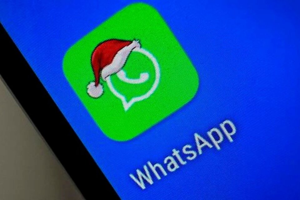 Por medio de la aplicación de mensajería podemos enviar nuestros deseos navideños a nuestros contactos.